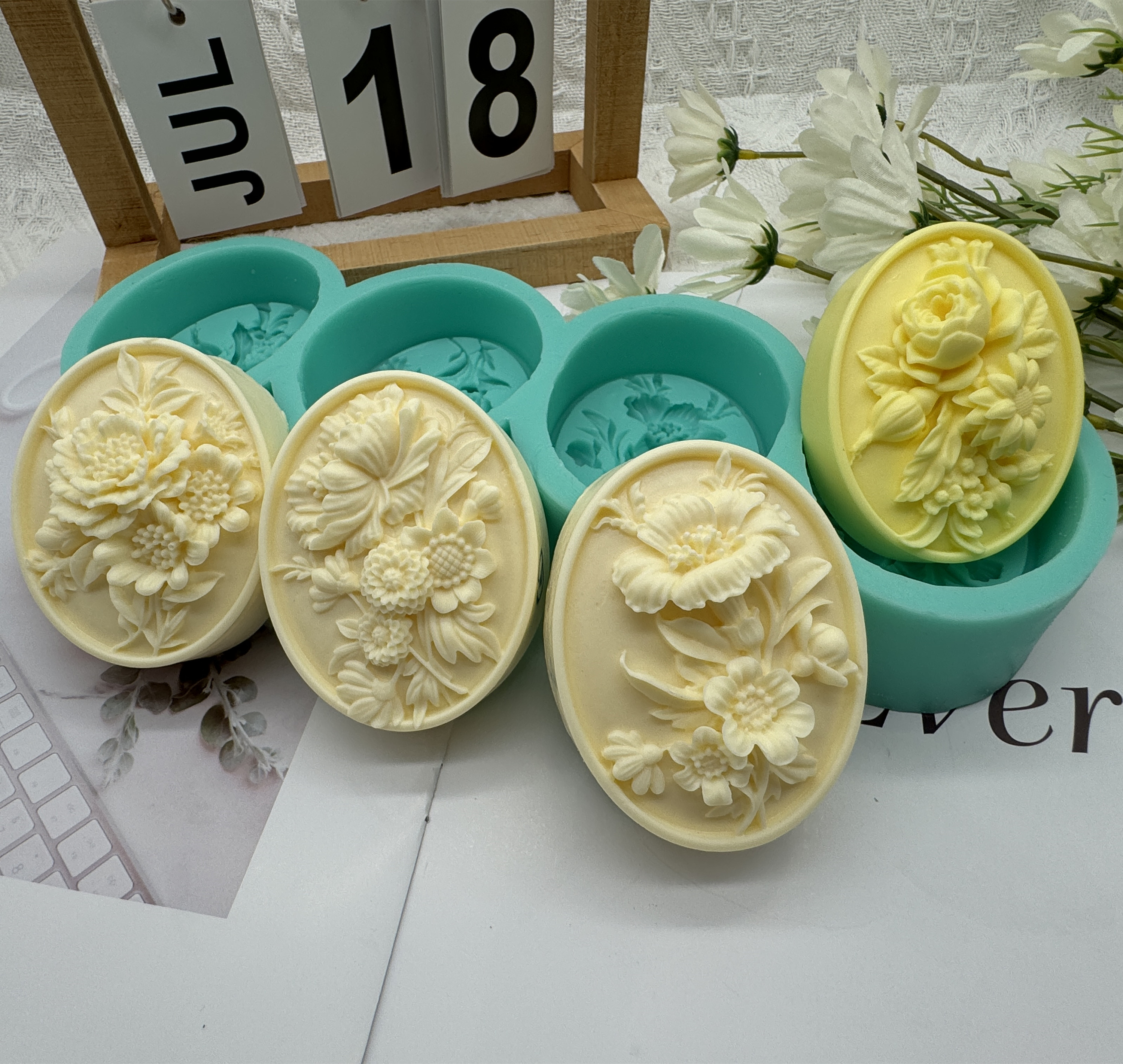 4Cavity Oval Flower 3D Soap Mo - Perfume Fragrance Oils For Candles บทวิจารณ์และราคา